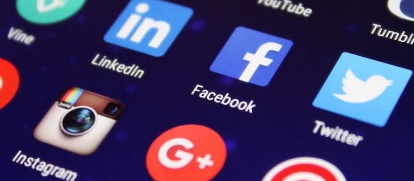 screen on cell phone wil social media apps showing