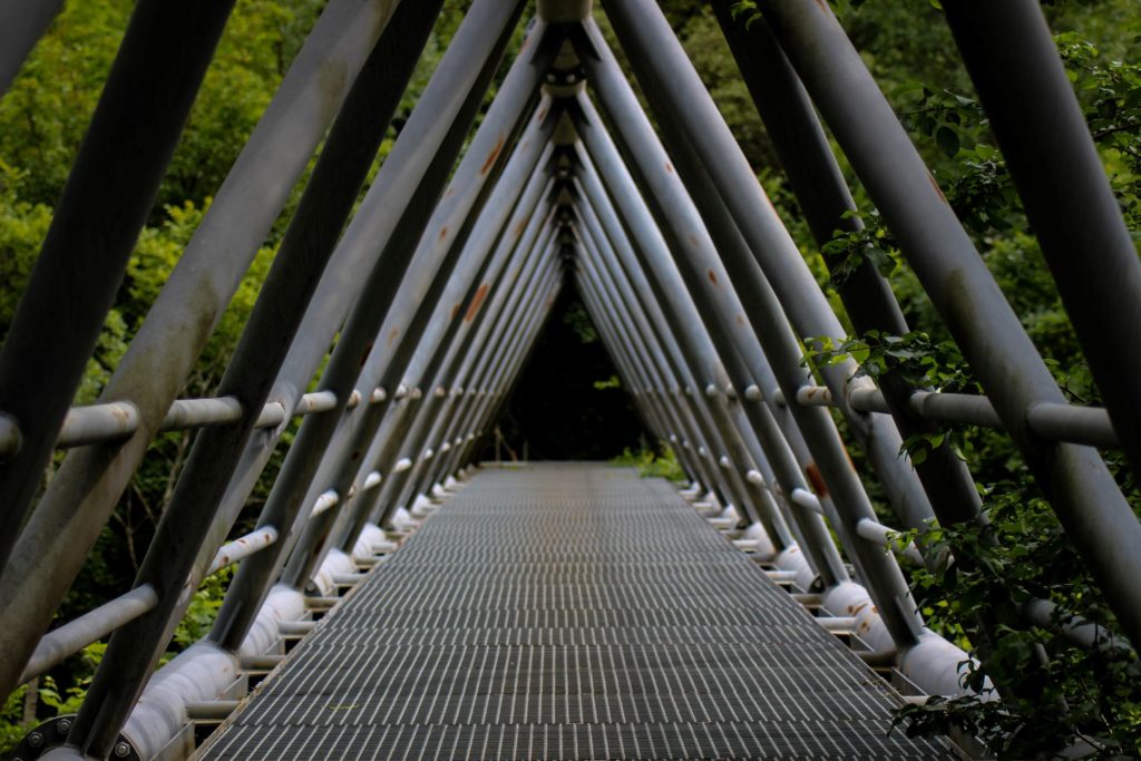 triangular bridge