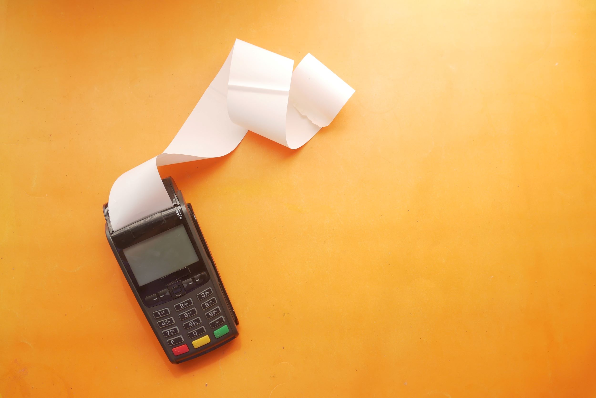 credit card reader with blank receipt
