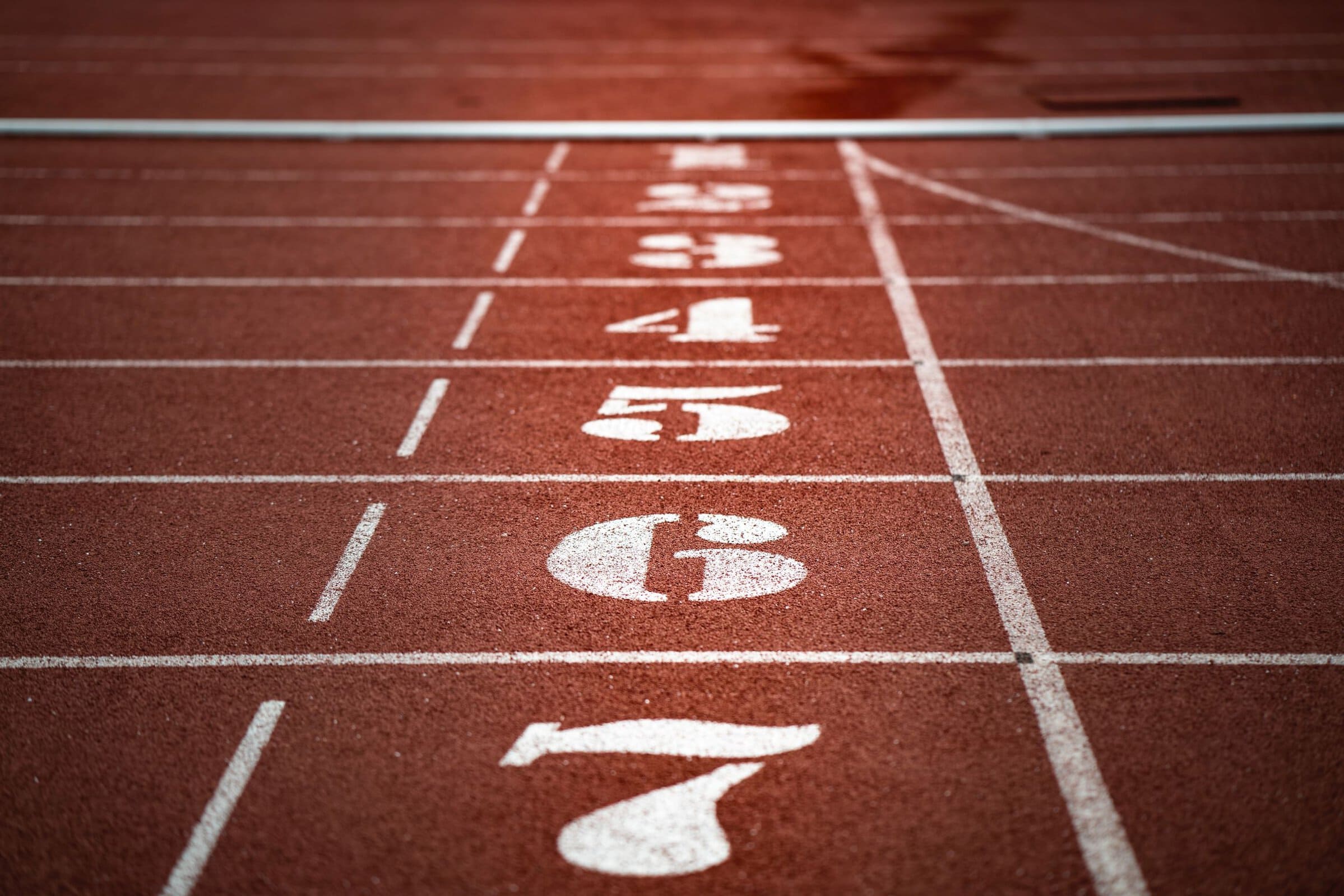 track markings