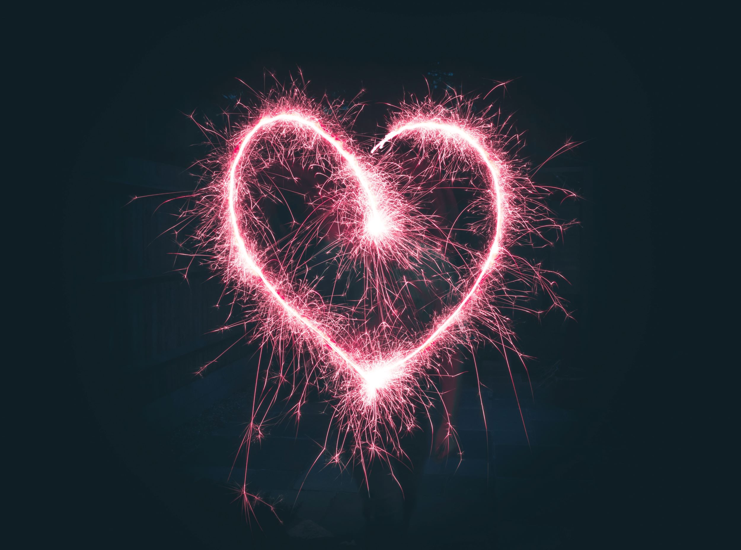 pink sparkler heart